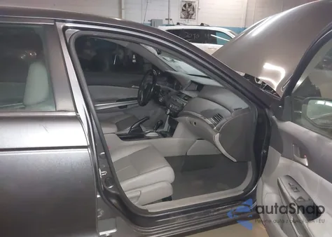 2010 Honda Accord 2.4 Ex-L from USA, damaged, VIN 1HGCP2F85AA066199